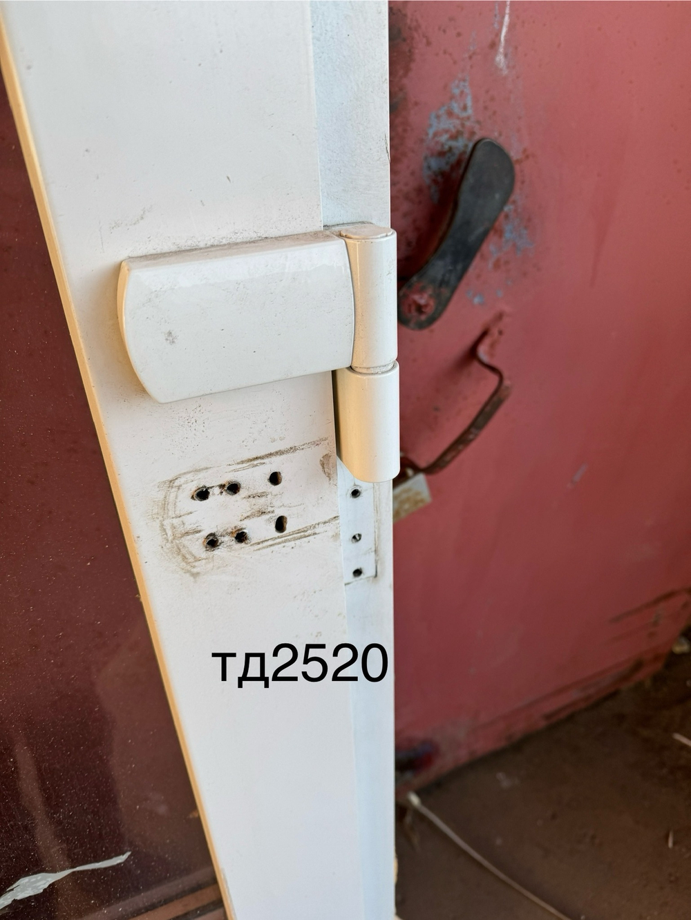 Дверь Пластиковая Б/У Входная 269(в) х 169(ш)