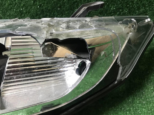 Битая Фара левая Toyota LC Prado 150 (13-17) LED