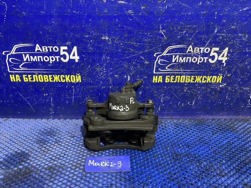 Суппорт тормозной передний левый TOYOTA MARK 2 1999