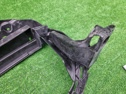 Воздуховод радиатора BMW M5 F90 (2020-2024)