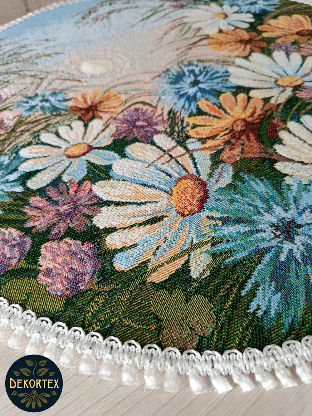 Декоративная гобеленовая салфетка Ромашковый венок D 54 см