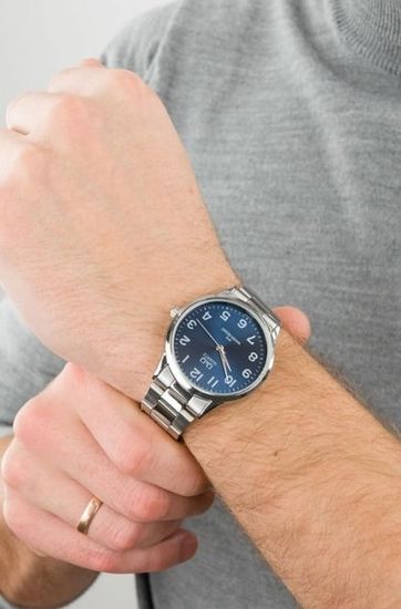 Наручные часы Q&Q C214J215Y