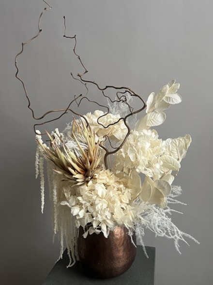 Композиция в кашпо Артик Айс