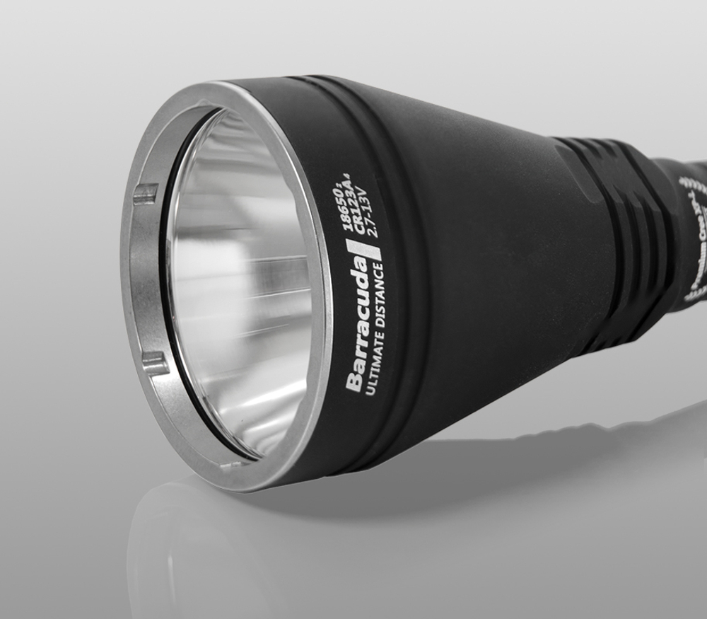 Поисковый фонарь Armytek F03203SC Barracuda XP-L HI Белый