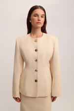 Жакет приталенный из денима