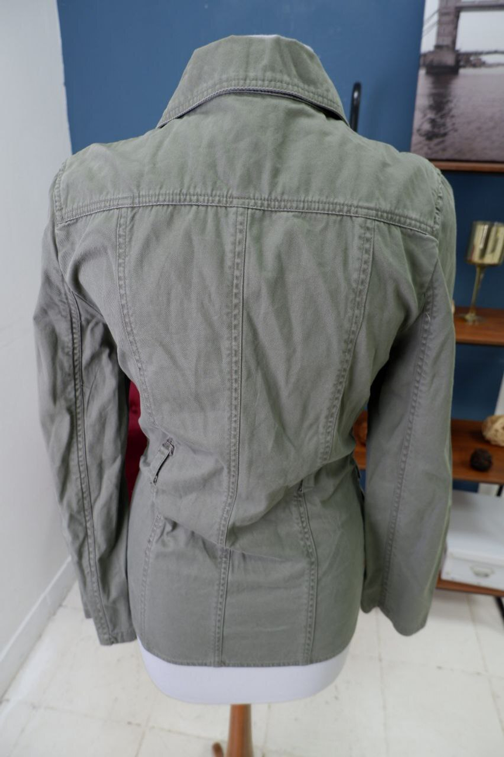 Куртка Active Wear демисезонная 42 размер, с браком