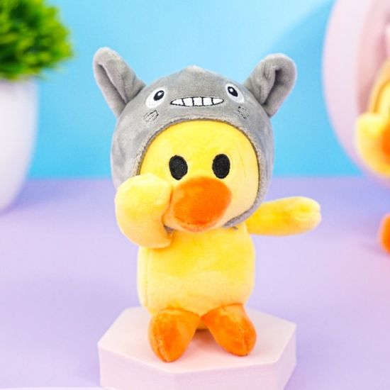 Мягкий брелок "Уточка в шапке" в ассортименте 12,5 см