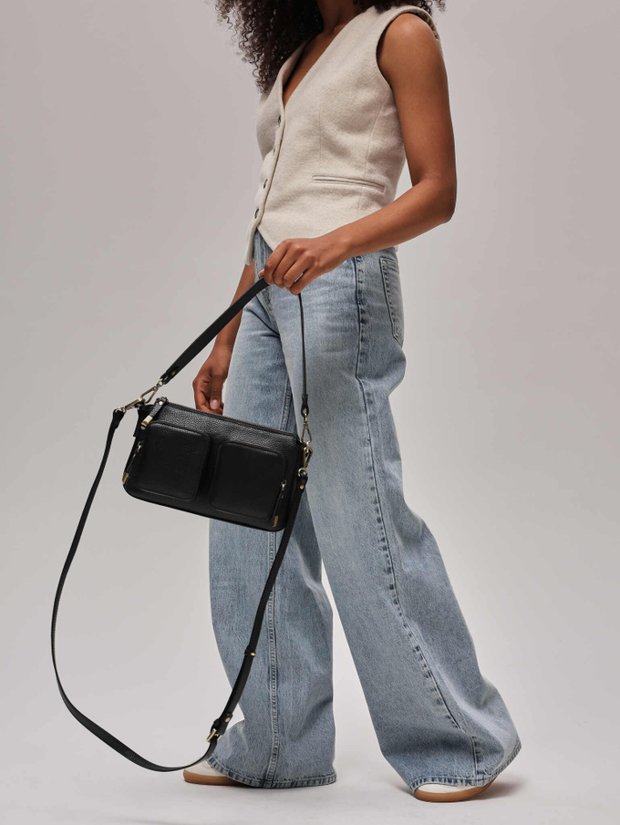 Сумка женская багет на плечо черная