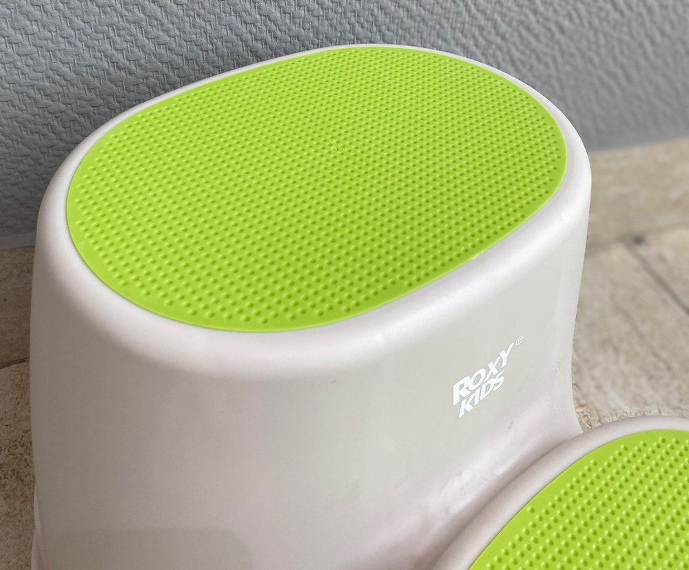 Подставка под ножки Roxy-Kids ПОДСТАВКА-СТУПЕНЬКИ зеленая¶Подставка под ножки Roxy-Kids ПОДСТАВКА-СТ