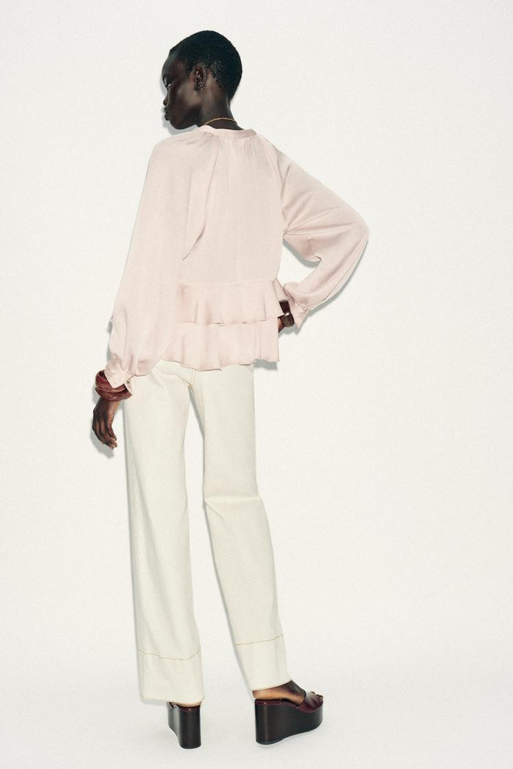 ZARA БЛУЗА С ВОЛАНАМИ, ТЕЛЕСНО-РОЗОВЫЙ