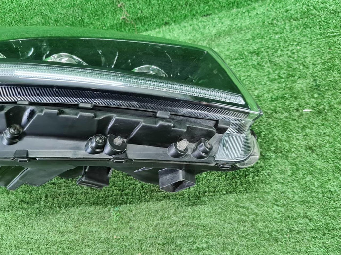 Фара правая Kia Sorento 3 UM Prime (2017-2020) LED
