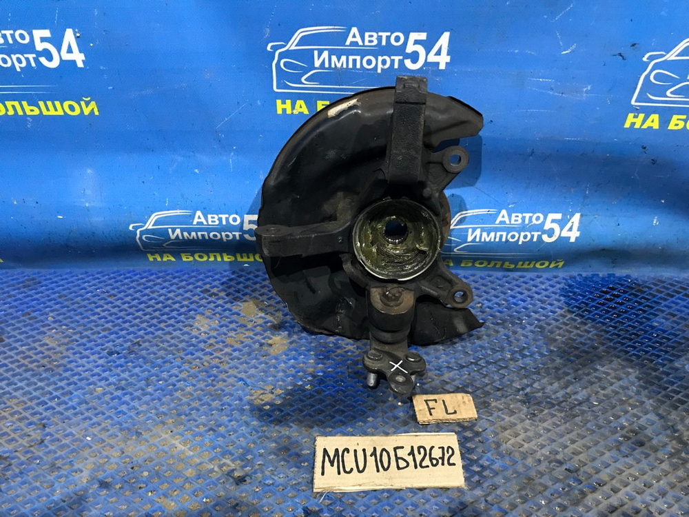 Ступица передняя левая TOYOTA HARRIER 1997-2003