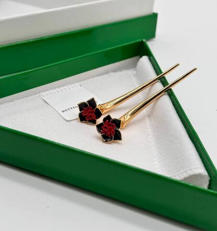 Серьги Bottega Veneta