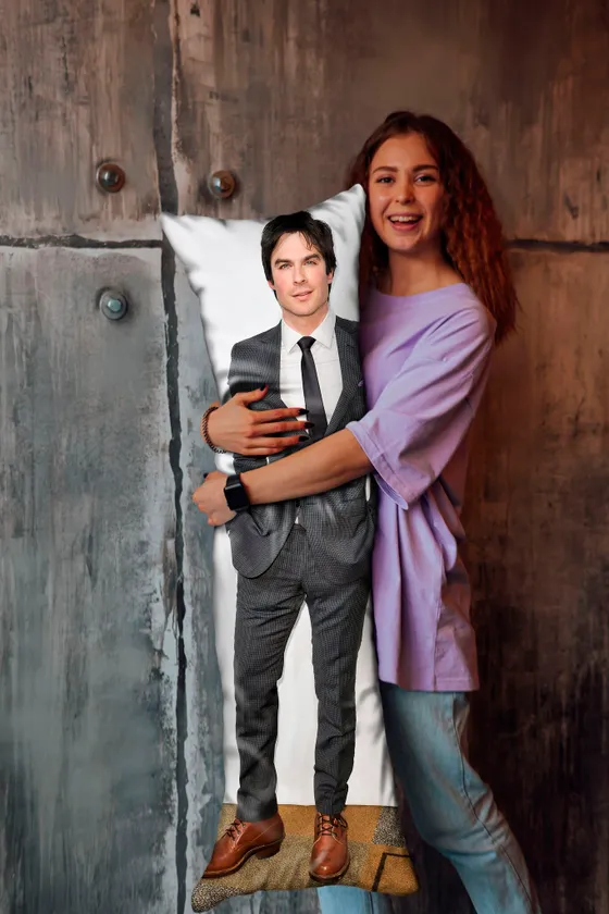 Дакимакура Иэн Сомерхолдер №3