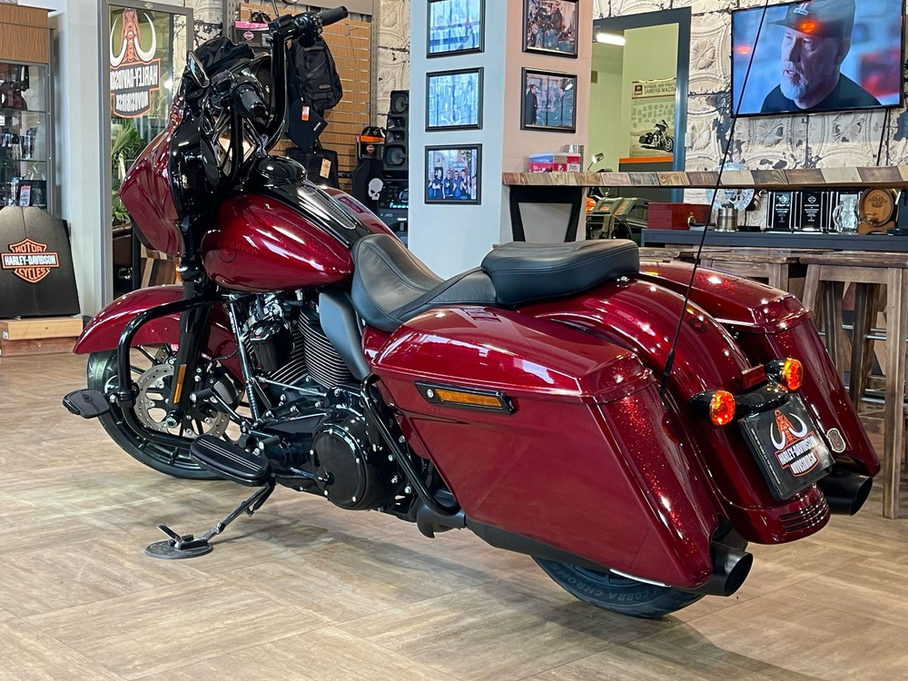 Harley-Davidson Street Glide, 2019 (Hard Candy Customs)