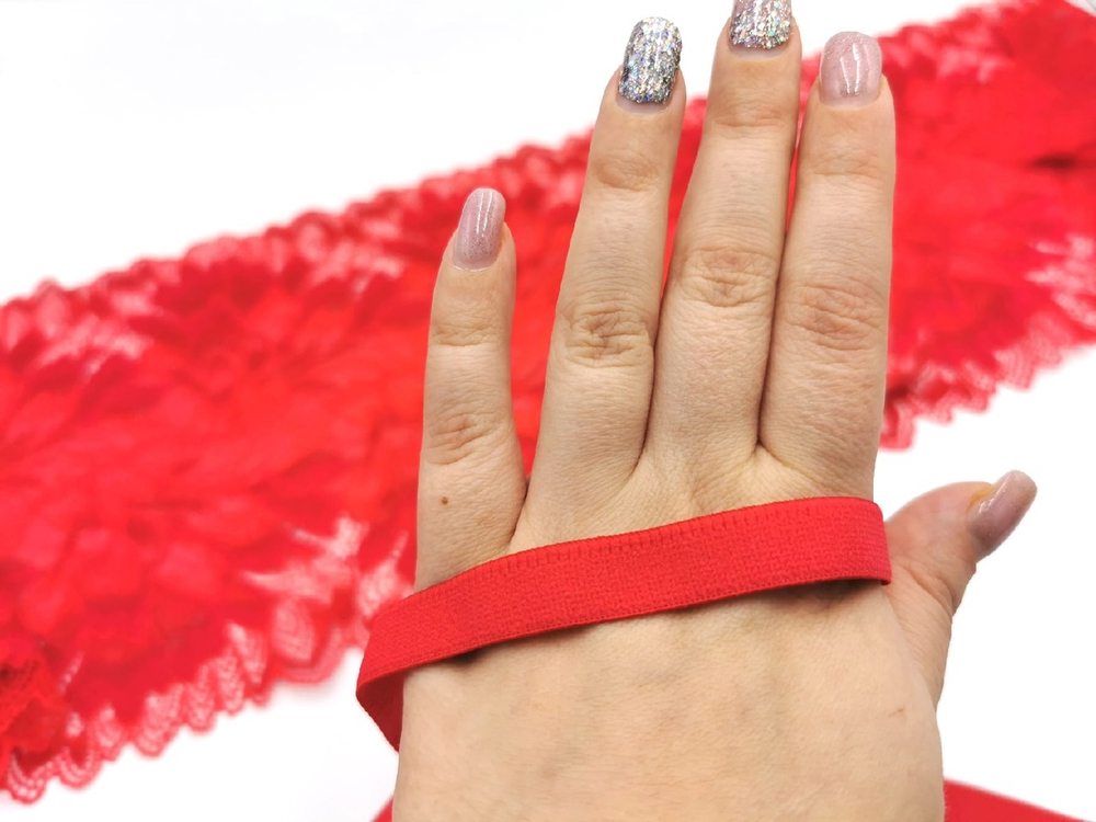 Отделочная резинка без фестонов, 12 мм, красная (алая) (Арт: OTR628/12-100), м