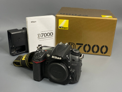 Nikon D7000 16.400 кадров