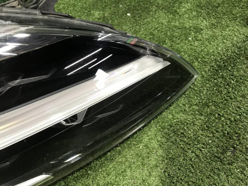 Фара правая Volvo V40 2 (2016-2019) Full LED