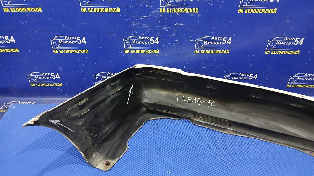 Бампер задний NISSAN SUNNY 2000