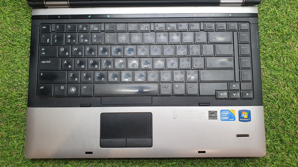 Ноутбук HP i5/4 Gb