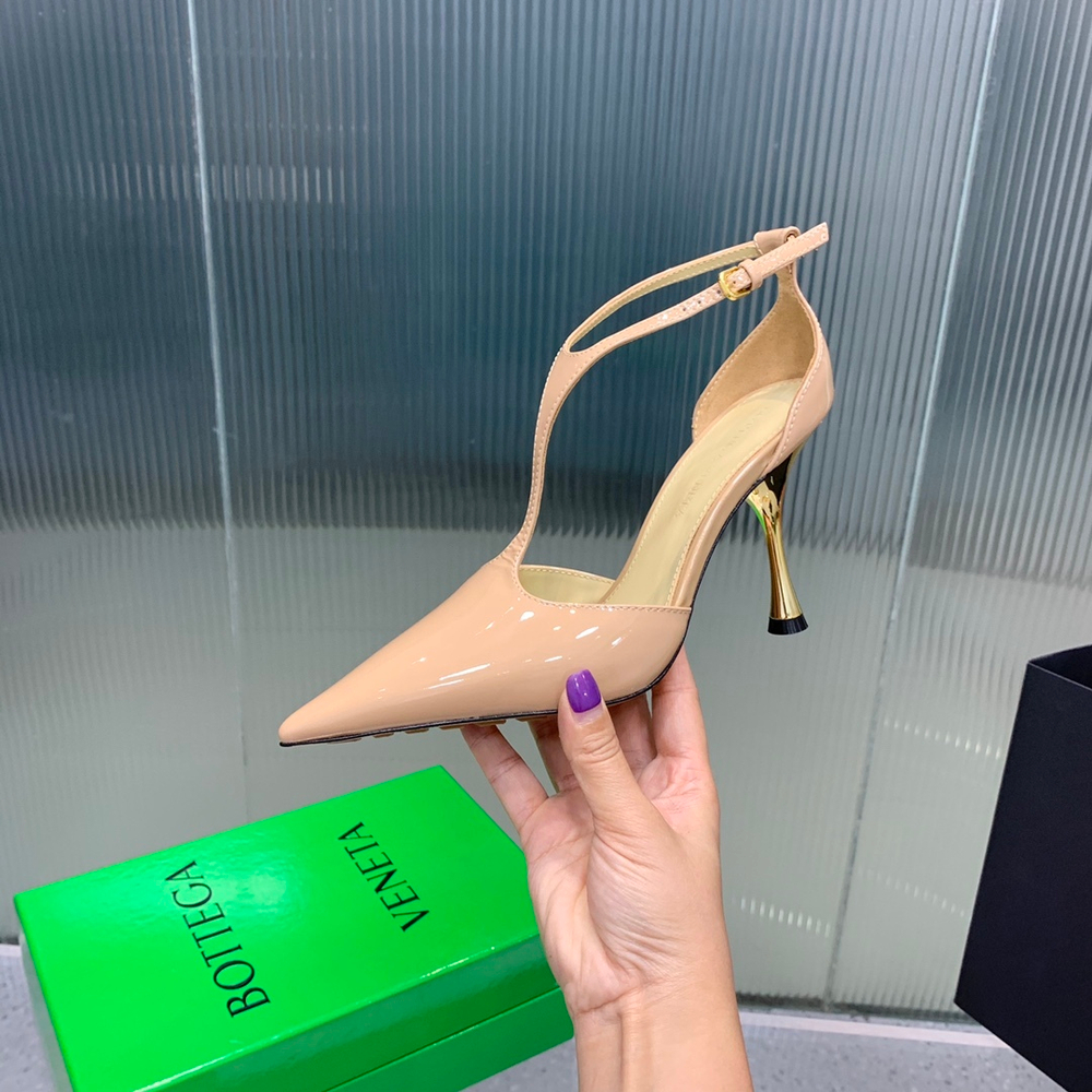 Bottega Veneta Rocket T-Bar Pump 9 cm