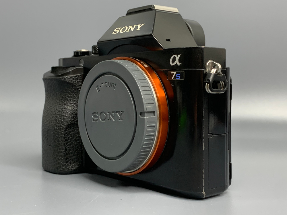 Sony A7S 2.200 кадров Прокручивается колесо управления