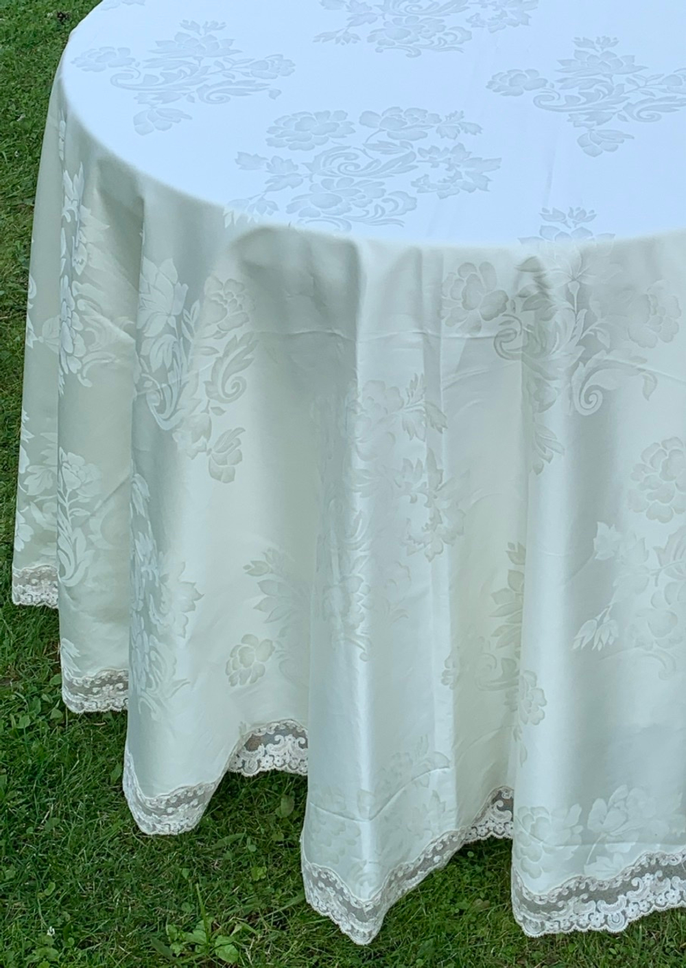 Скатерть 220 и 12 салфеток Palombella Carla Pizzo сливочные