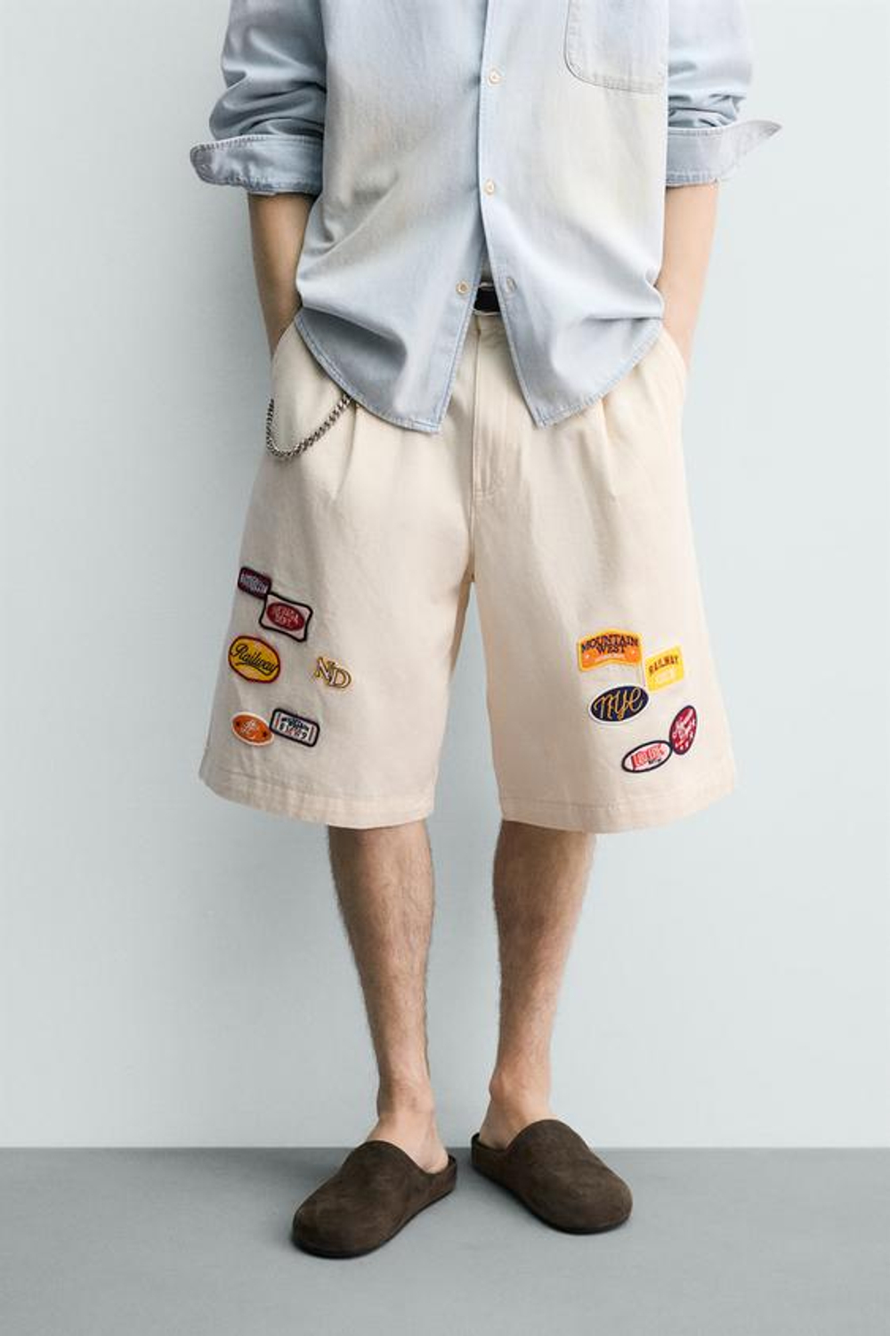 ZARA БЕРМУДЫ BAGGY FIT С НАШИВКАМИ, БЕЖЕВЫЙ