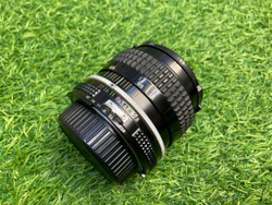 Nikon Nikkor 35mm 2.8