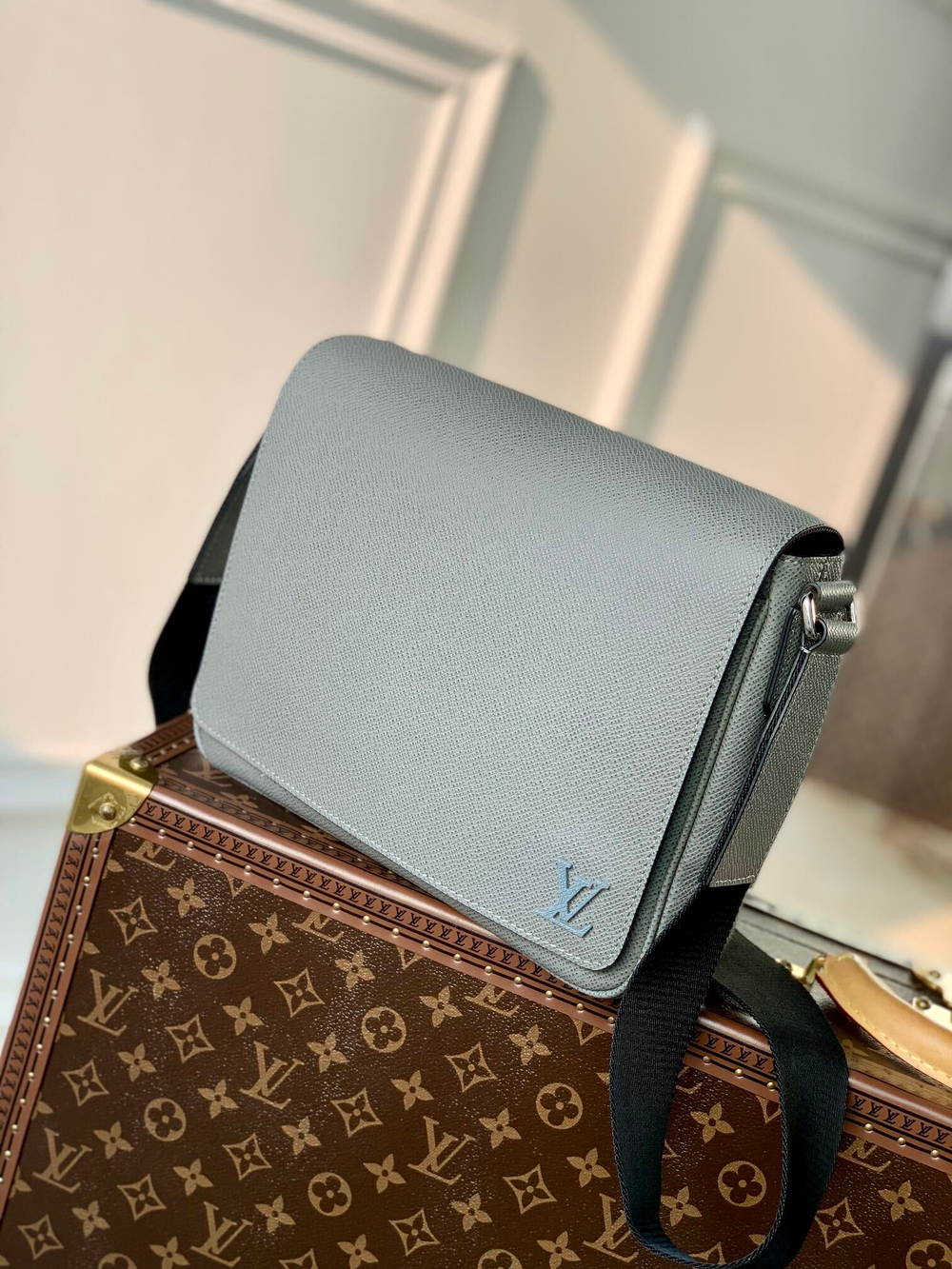 Louis Vuitton District PM Messenger Bag