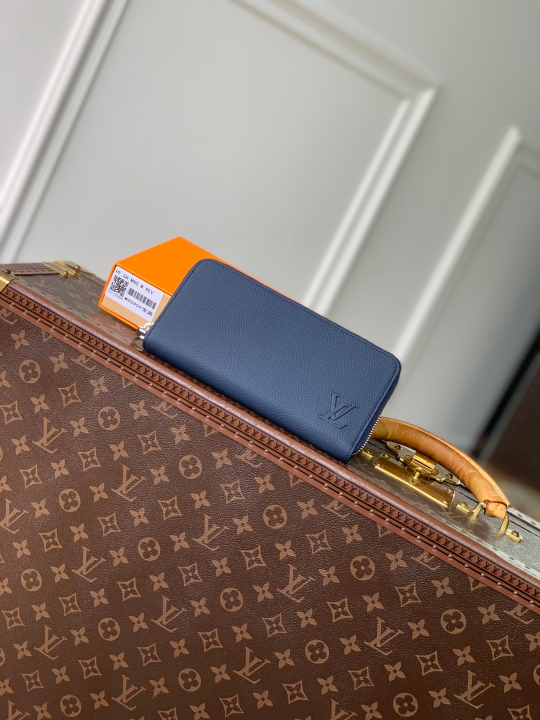Louis Vuitton Zippy Wallet Horizontal
