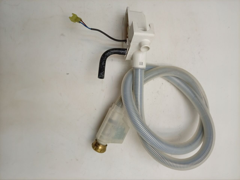 WAE20443OE кт16 Аквастоп для стиральной машины Bosch, Siemens 366743 б/у