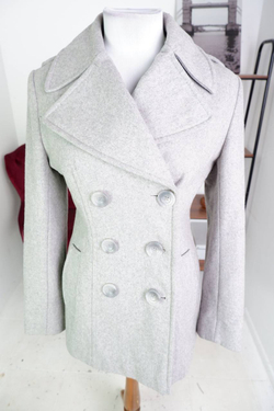 Пальто Moda International повседневное,маркировка S, визуально на 44 размер