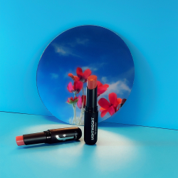 flormar Lightweight Lip Powder Lipstick - Стойкая помада с матовым эффектом, 3 g