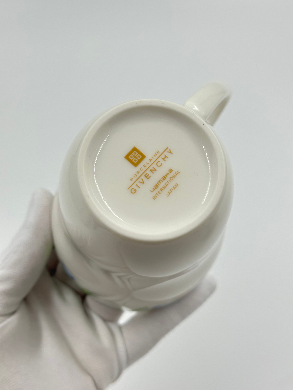 Кружка с голубой каймой Givenchy by Yamaka