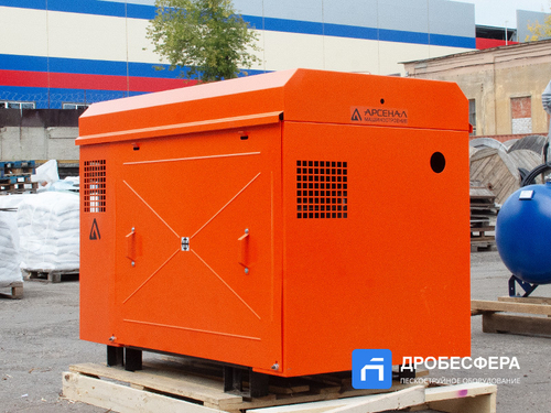 Винтовой компрессор ЗИФ-СВЭ-5,2/0,7 в кожухе