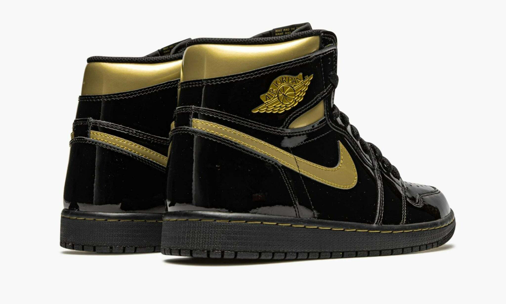 Air Jordan 1 Retro High "Black Metallic Gold"