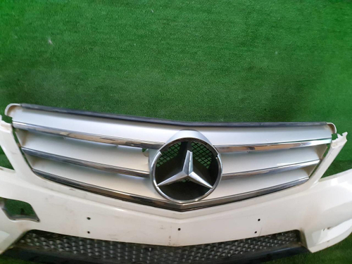 Бампер передний Mercedes C W204 (2011-2015)