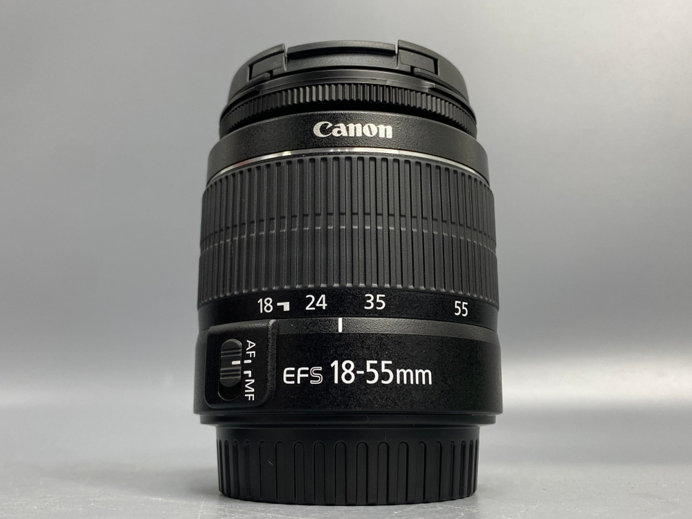 Canon EOS 2000D Kit 18-55mm 3.5-5.6 III