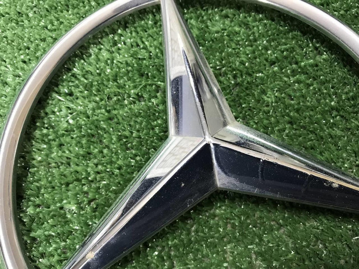 Эмблема решетки радиатора Mercedes GLE V167 18-24