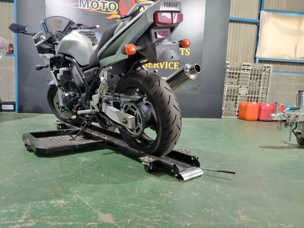 Yamaha FZS600 Fazer 2003