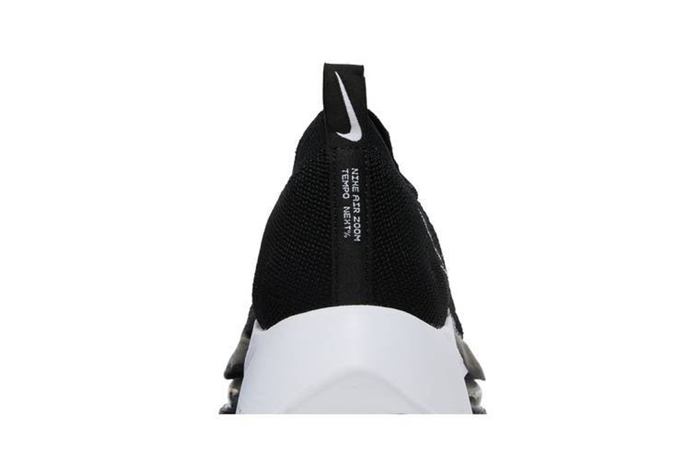 Кроссовки Nike Air Zoom Tempo Next