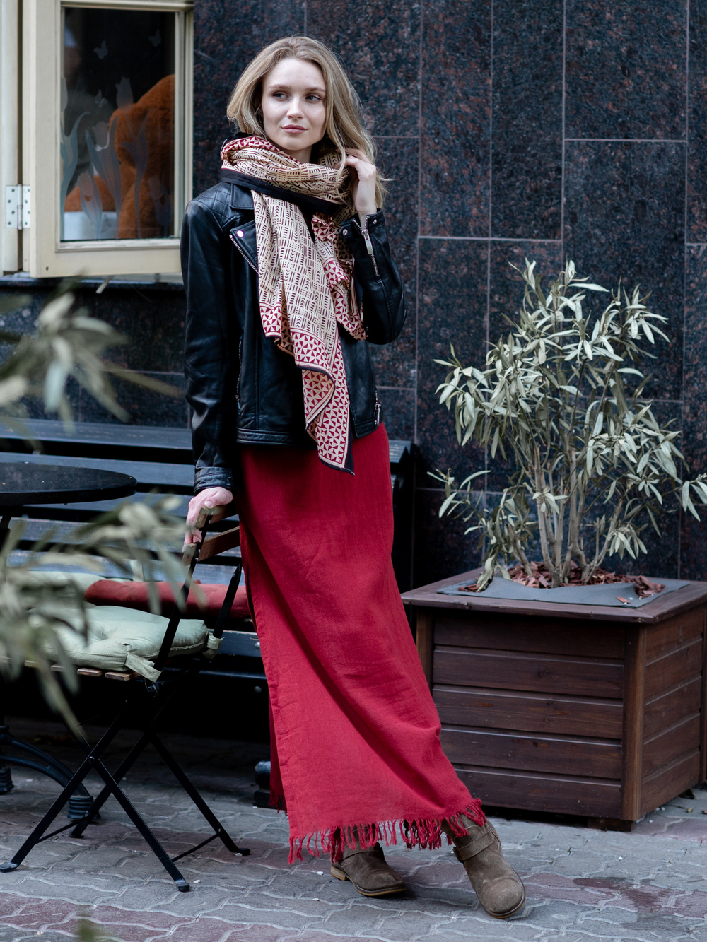 Легкий шарф-платок