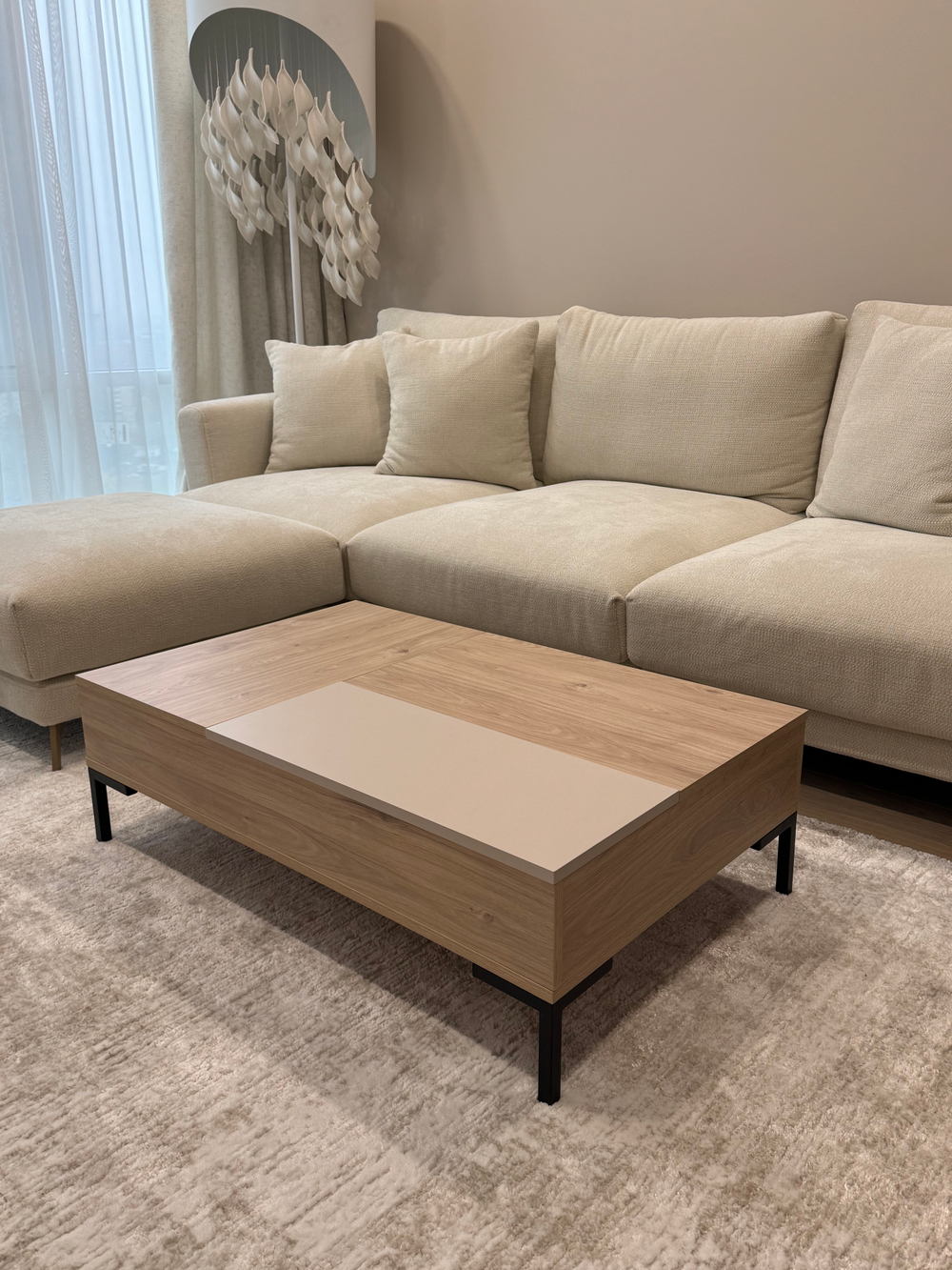 Журнальный столик с двумя подъёмными механизмами