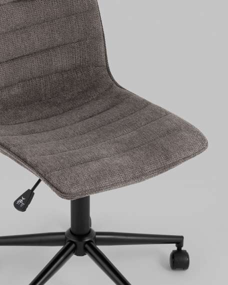 Кресло офисное Tyler серый