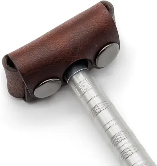 Чехол для лезвия Т-образной бритвы Henson Shaving защитный, коричневая кожа