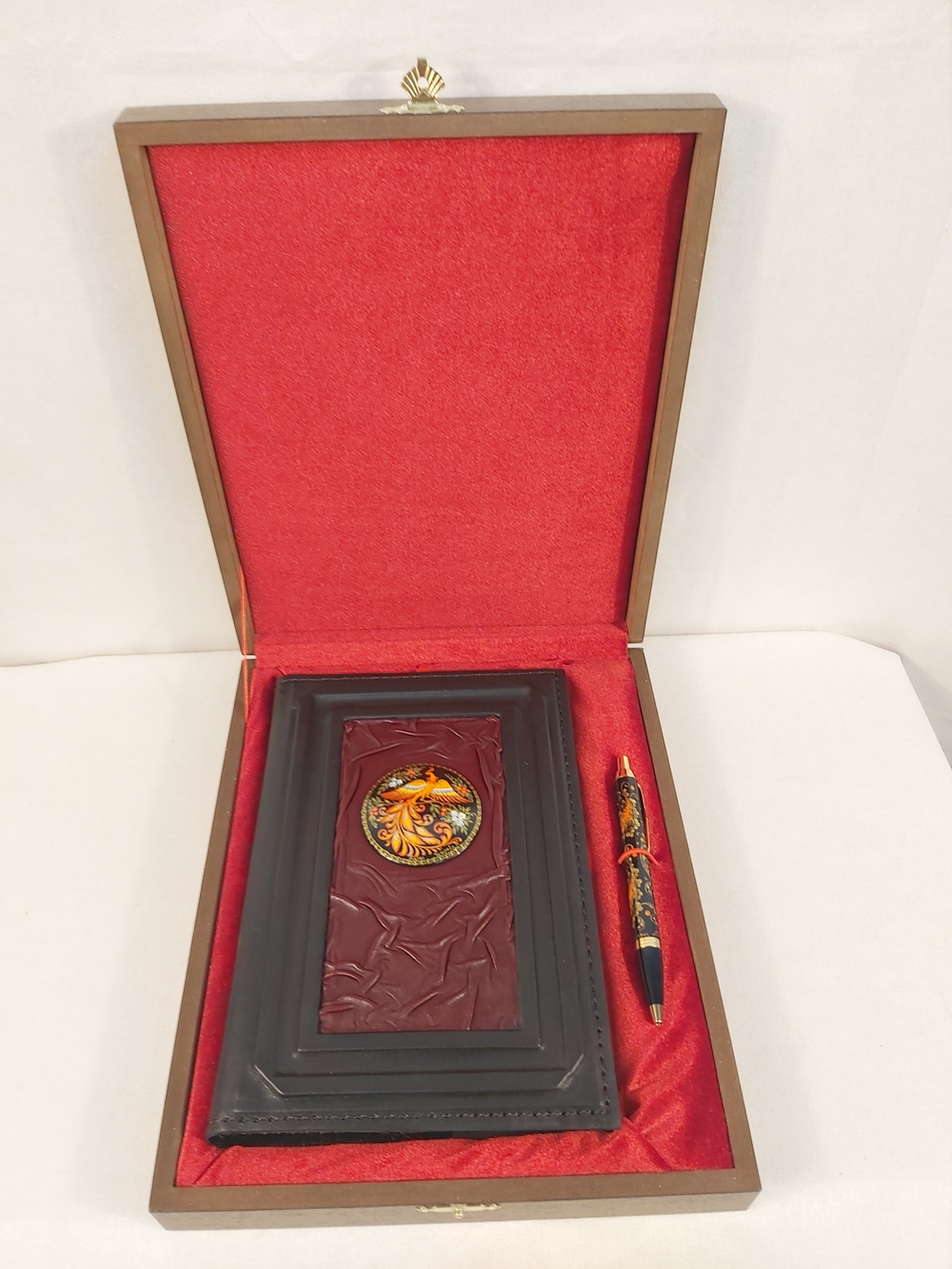 Ежедневник А5 "Жар-птица" (обложка из натуральной кожи) и ручкой с росписью Палех в футляре