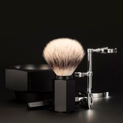 Бритвенный набор MUEHLE HEXAGON, графит, барсучий ворс высшей категории Silvertip, Т-образная бритва (S 091 M HXG GRAPHITE)