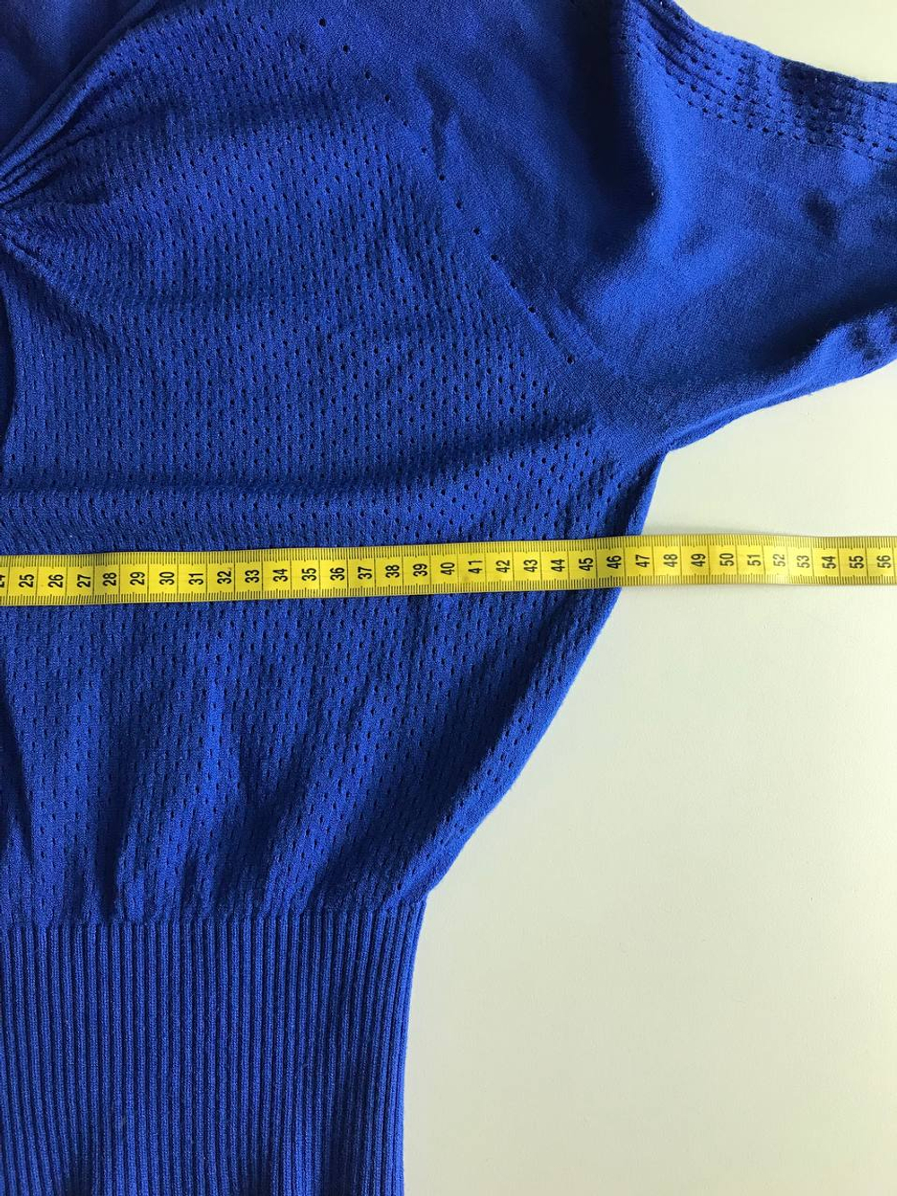 Джемпер свободного кроя, визуально на 44 размер