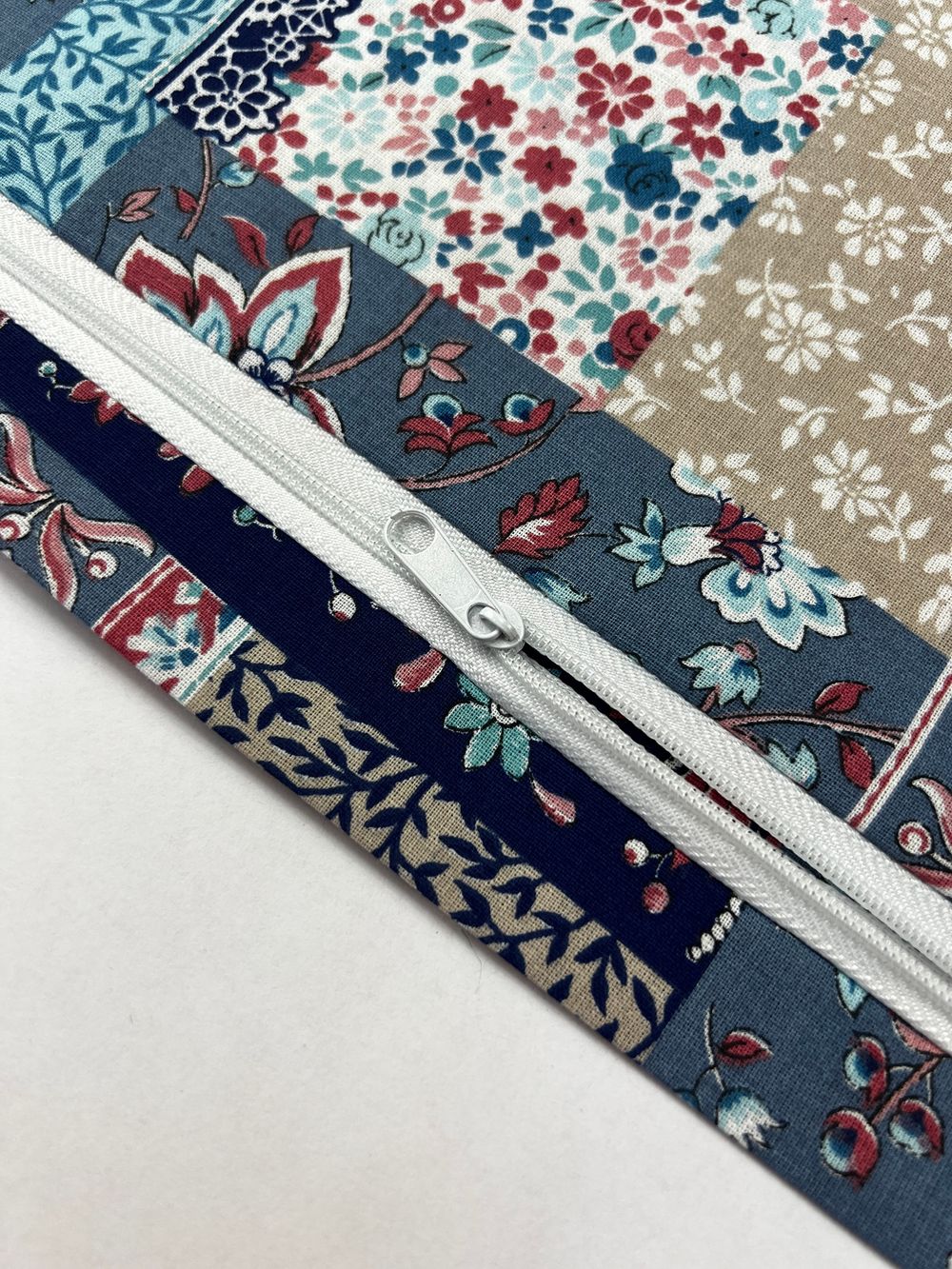 Постельное белье перкаль Сказка "Лоскутная мозаика" евро Наволочка 50х70 см 2 шт Простынь на резинке 180x200 см Пододеяльник 200x215 см